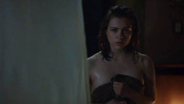Father Daughter Porn Sophie Cookson Nude The Crucifixion