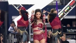 selena gomez half time show in sexy red