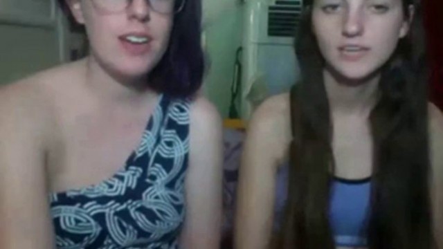 Two Girls Blowjob Webcam
