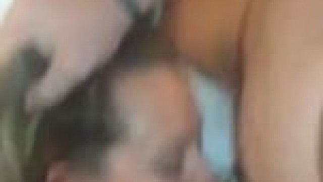 Messy Amateur Swallow With Facial