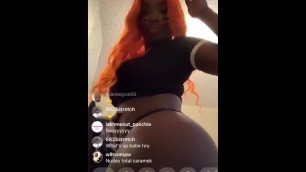 Ig Thot Part two Flashing that Fatass