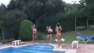 girls naked fun in the pool amateur party