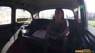 Abigail Ash invites the taxi driver in the backseat for sex
