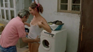 Javiera Diaz de Valdes washing machine sex scene