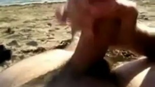 Mature oral sex on the Beach