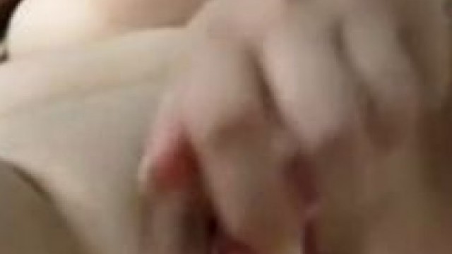 Sexy Teen Chubby Teen Girlfriend Masturbating Wet Creamy Vagina