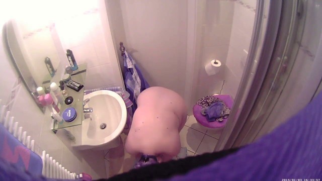 fat big woman with big tits shaving her hot pussy on hidden cam at home