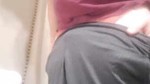 Jerking off in sissy pink panties plump booty